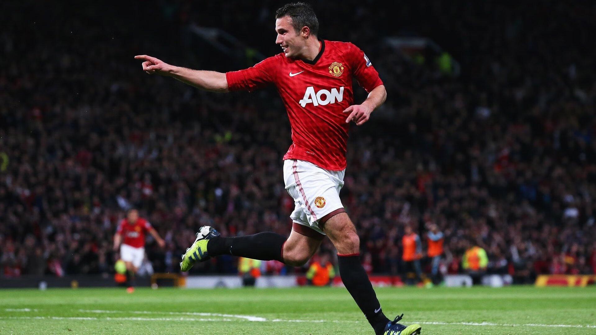 曼联面临财务抉择，霍伊伦转会或损失4000万镑，降价至3000万或是出路