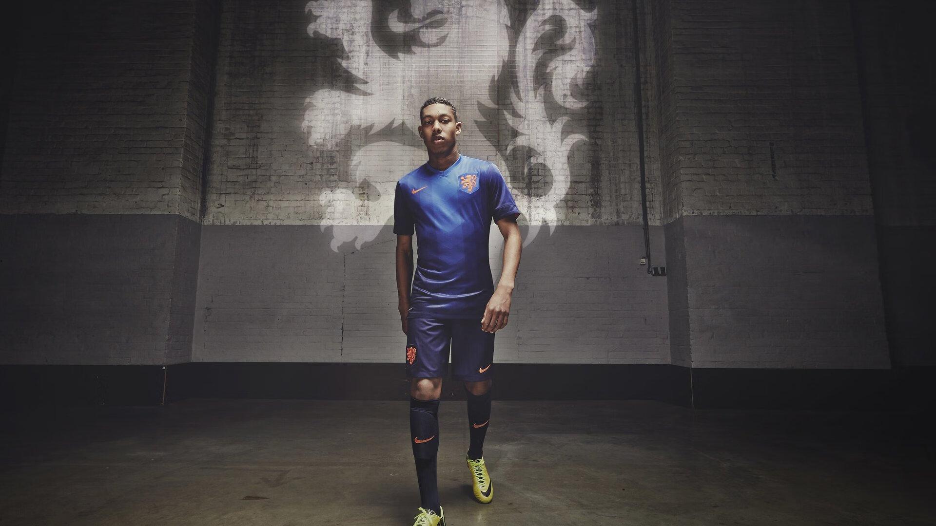 世预赛-奥塔门迪开场闪击定乾坤 梅西替补登场两度中柱 阿根廷1-0险胜